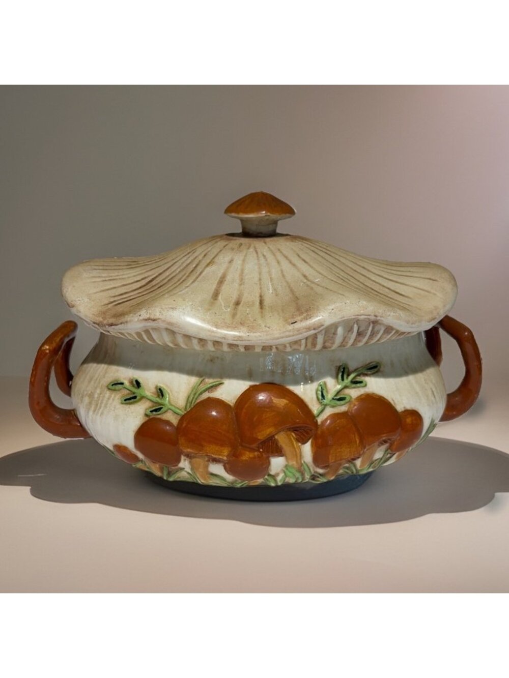 Vintage Arnels Merry Mushroom Centerpiece Bowl W/ Lid &Handles 9” Kitschy 1972